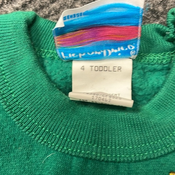 Vintage Fisher-Price Green Angel Bear Kids Sweatshirt Hand painted 4T - Picture 5 of 6